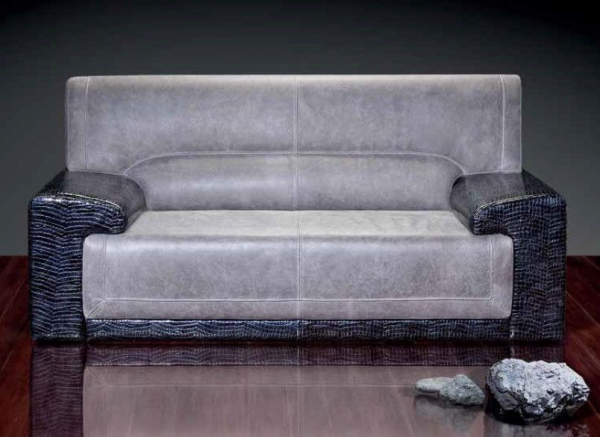 Диван двухместный
